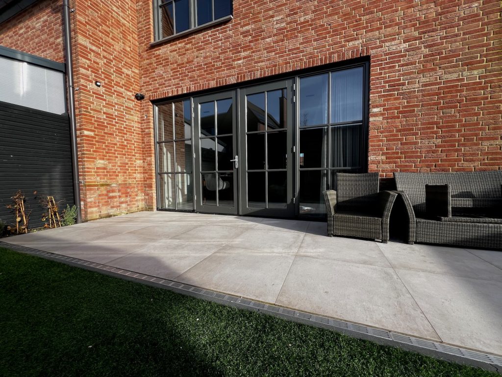Tuintegels keramisch betonlook grijs